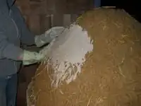 Fig.23 Applying the lime plaster is easy!