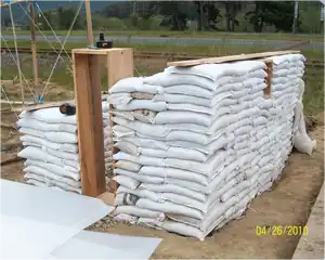 Bags of Shelter Earthbag shelter designed for use as a transitional shelter