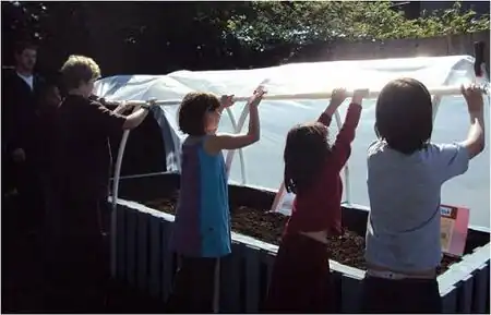 Spring 2011: Locally Delicious Design and build appropriate technology projects for children that promote healthy, local eating.