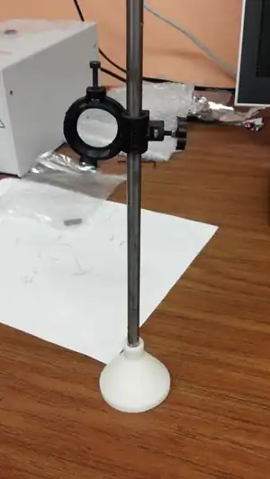 Open-source lens holder